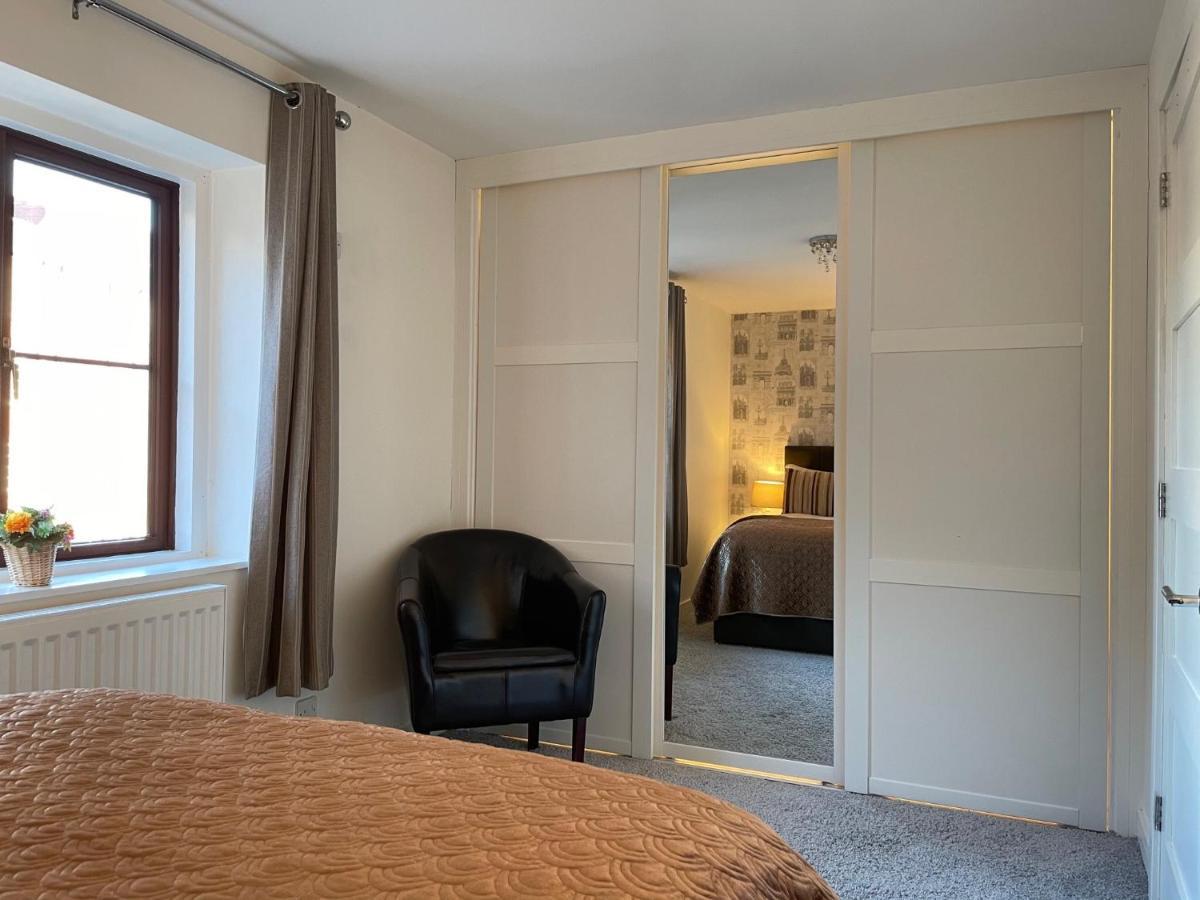 פורטסמות' St Georges Balcony Suite With Parking מראה חיצוני תמונה